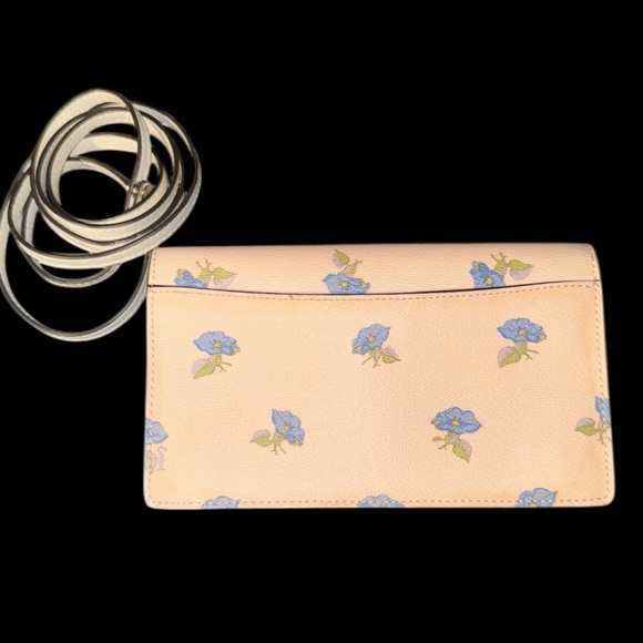 Coach Anna Foldover Crossbody Clutch NWOT - Picture 2 of 7